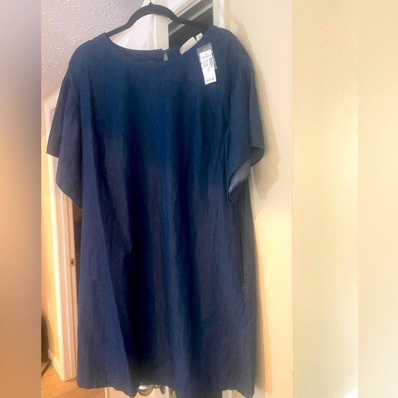 Women Short Sleeve Jean Dress - NWT - Picture 1 of 5